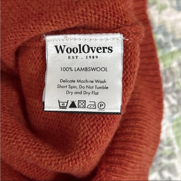 Woolovers Mens M Wool Jumper Sweater
Garnet red Crew Neck lambswool - Picture 9 of 11